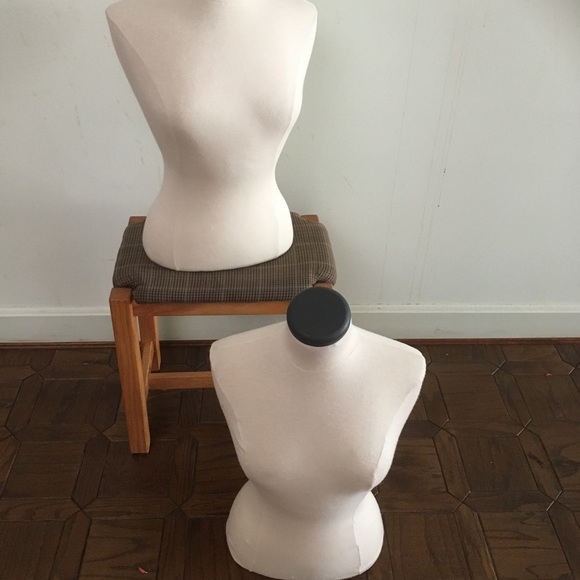 Gorgeous Display Mannequins 2 available - Picture 5 of 6